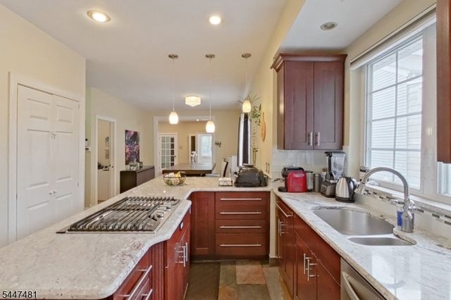 57 Furber Ave, Linden City, NJ 07036