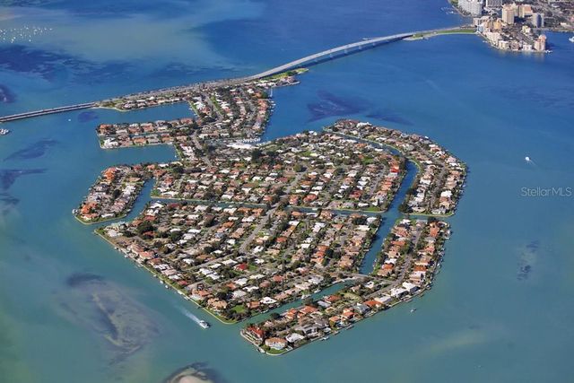 332 BOB WHITE WAY, Sarasota, FL 34236