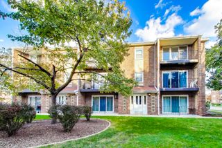 6416 W 64th Place 3A, Chicago, IL 60638