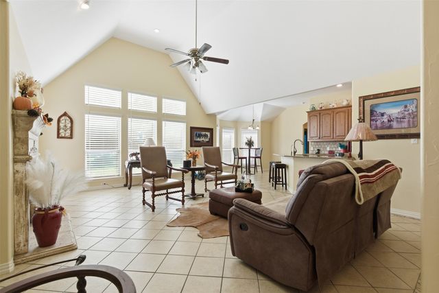 437 Adair Lane, Weatherford, TX 76088