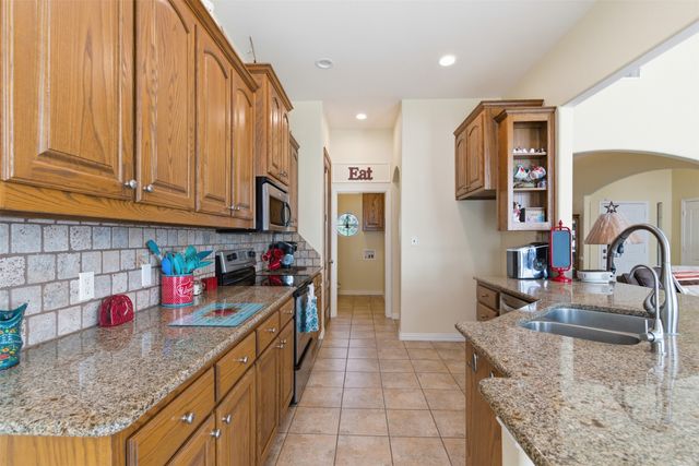 437 Adair Lane, Weatherford, TX 76088