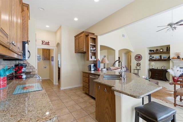 437 Adair Lane, Weatherford, TX 76088