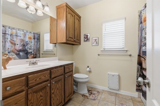 437 Adair Lane, Weatherford, TX 76088