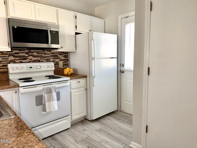 8253 Merriweather Circle, Raleigh, NC 27616