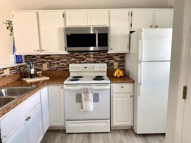 8253 Merriweather Circle, Raleigh, NC 27616