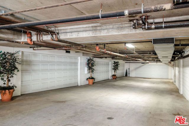 844 17th Street 105, Santa Monica, CA 90403