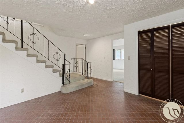 1323 Granite, Billings, MT 59102