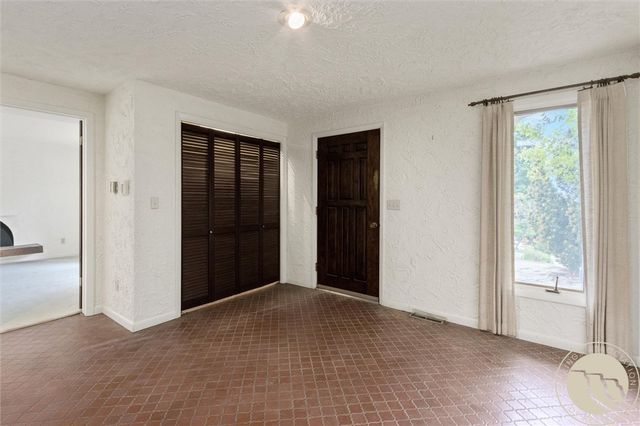 1323 Granite, Billings, MT 59102