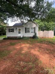 3204 Sam Wilson Road, Charlotte, NC 28214