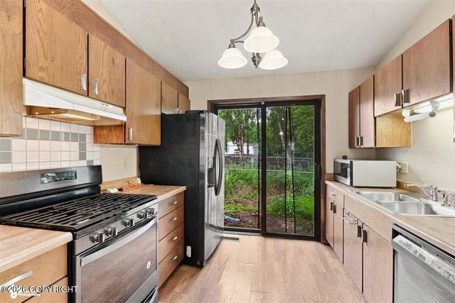 4010 Resurrection Drive, Anchorage, AK 99504