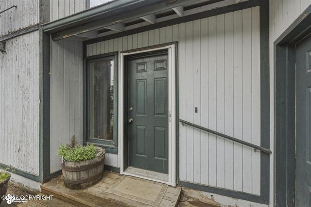 4010 Resurrection Drive, Anchorage, AK 99504