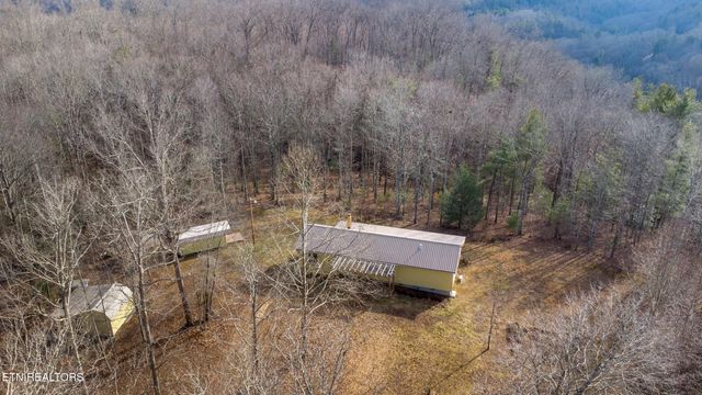 258 Charlie Newberry Rd, Lancing, TN 37770