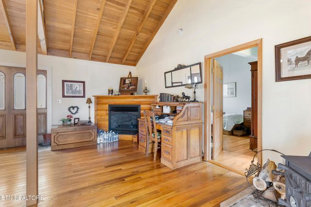 258 Charlie Newberry Rd, Lancing, TN 37770