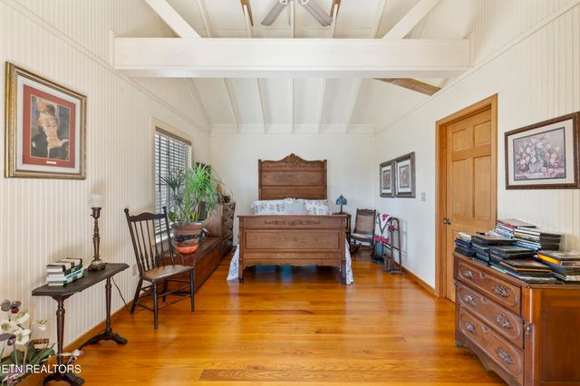 258 Charlie Newberry Rd, Lancing, TN 37770