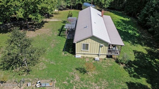 258 Charlie Newberry Rd, Lancing, TN 37770