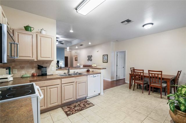 7205 Mansions Dr U1, Corpus Christi, TX 78414