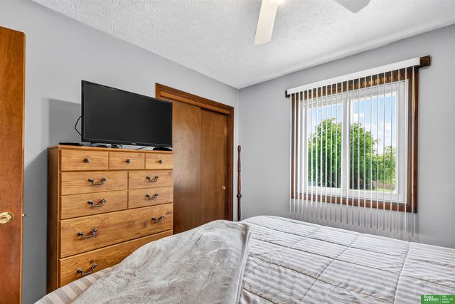 2612 Ponderosa Drive, Bellevue, NE 68123