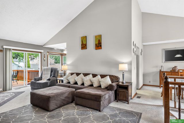 2612 Ponderosa Drive, Bellevue, NE 68123