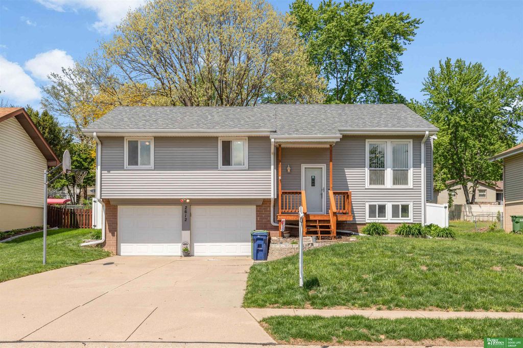 2612 Ponderosa Drive, Bellevue, NE 68123