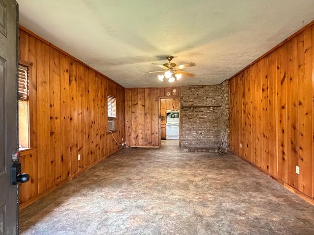 19 Butler, Petal, MS 39465