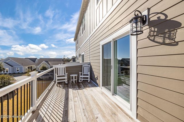 208 Gray Duck Drive, Beaufort, NC 28516