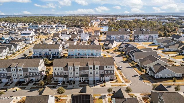 208 Gray Duck Drive, Beaufort, NC 28516