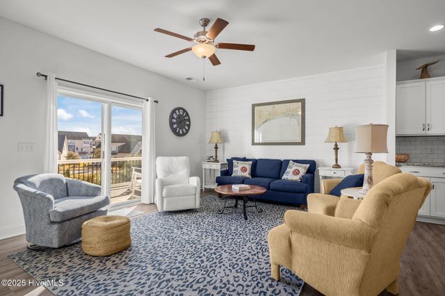 208 Gray Duck Drive, Beaufort, NC 28516