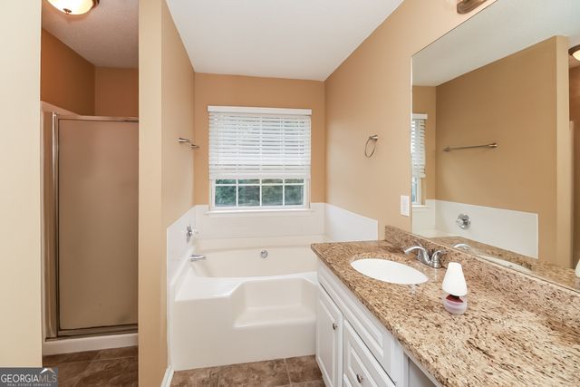 2051 Registry Court, Hampton, GA 30228