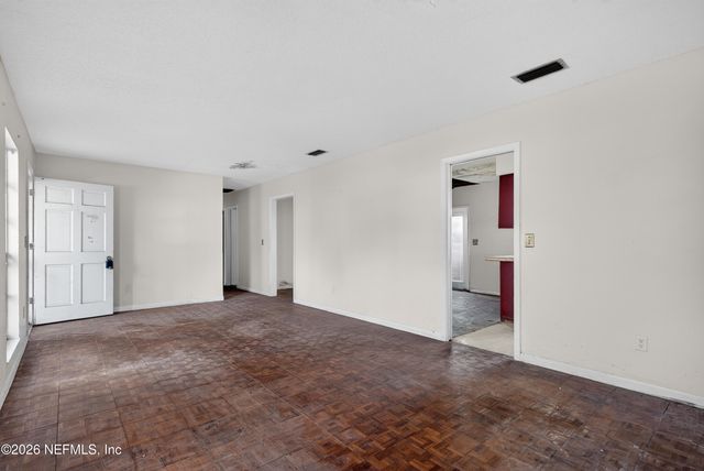 1864 BUCCANEER Drive, Jacksonville, FL 32225