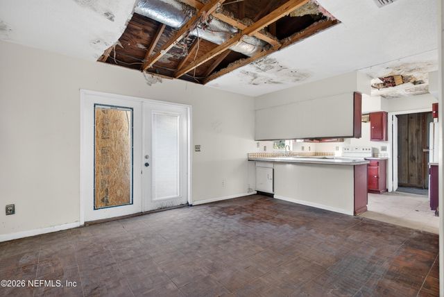 1864 BUCCANEER Drive, Jacksonville, FL 32225