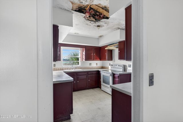 1864 BUCCANEER Drive, Jacksonville, FL 32225