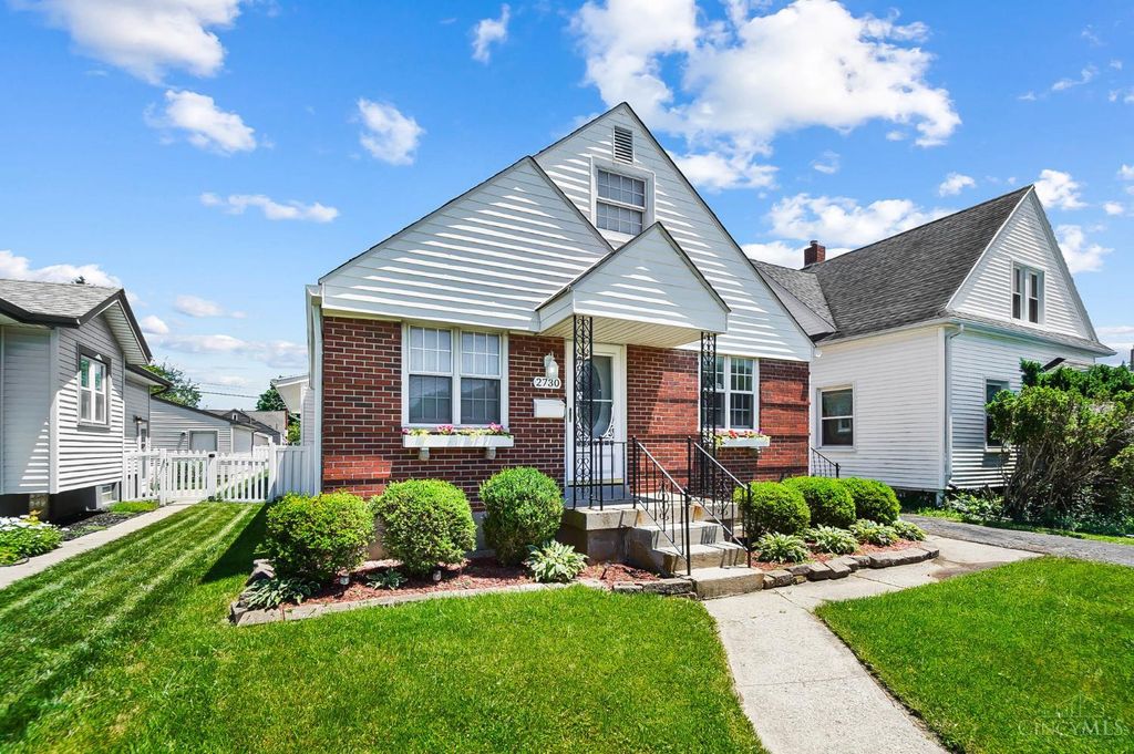 2730 Wayland Avenue, Dayton, OH 45420