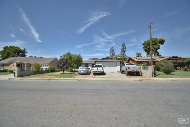 2314 Westhaven Avenue, Bakersfield, CA 93304