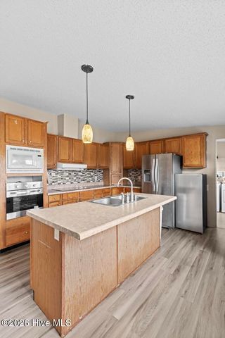 126 Rainmaker Drive, Jacksonville, NC 28540