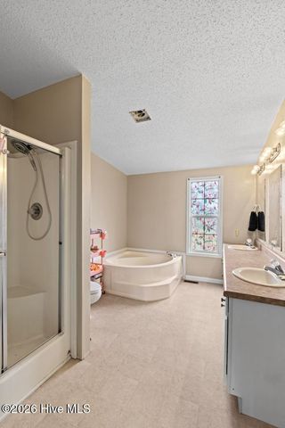 126 Rainmaker Drive, Jacksonville, NC 28540