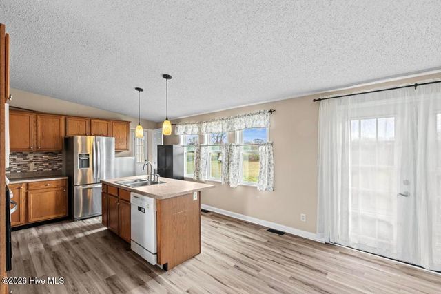 126 Rainmaker Drive, Jacksonville, NC 28540