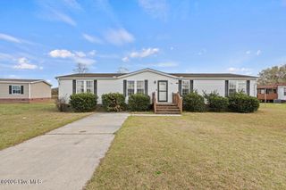 126 Rainmaker Drive, Jacksonville, NC 28540