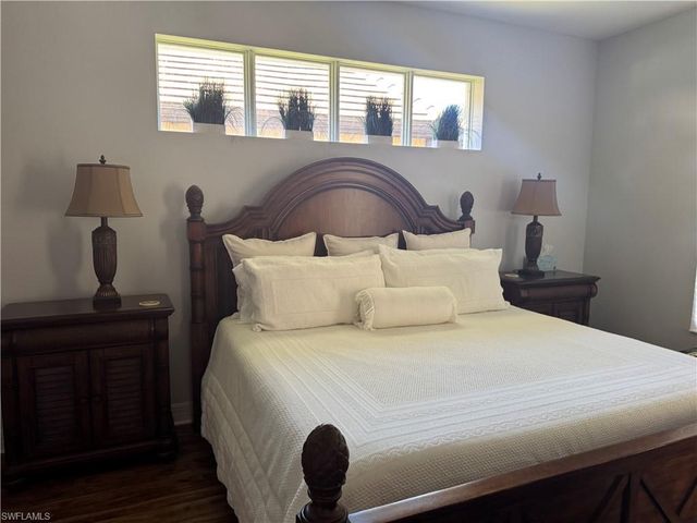 10364 Porto Romano DR, Miromar Lakes, FL 33913