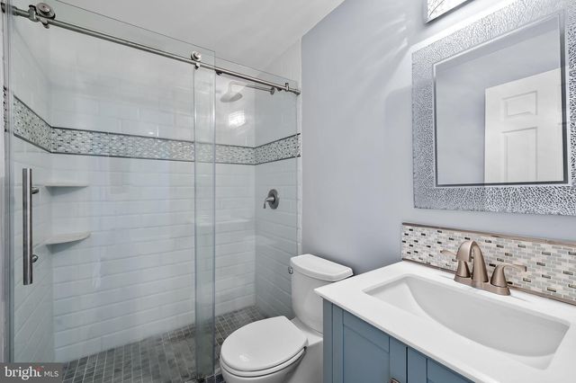 1218 HOLMESPUN DR, Pasadena, MD 21122
