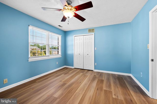1218 HOLMESPUN DR, Pasadena, MD 21122