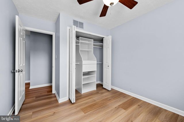 1218 HOLMESPUN DR, Pasadena, MD 21122