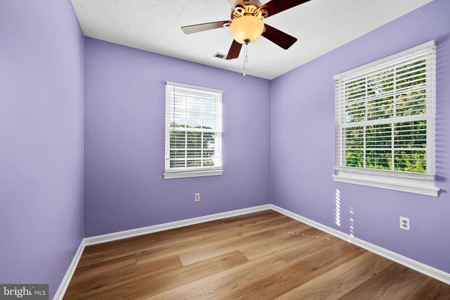 1218 HOLMESPUN DR, Pasadena, MD 21122