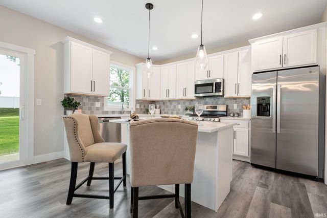 52520 East Trail, South Bend, IN 46628