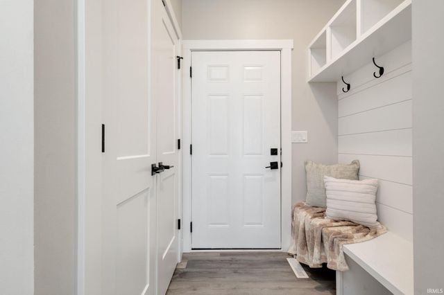 52520 East Trail, South Bend, IN 46628
