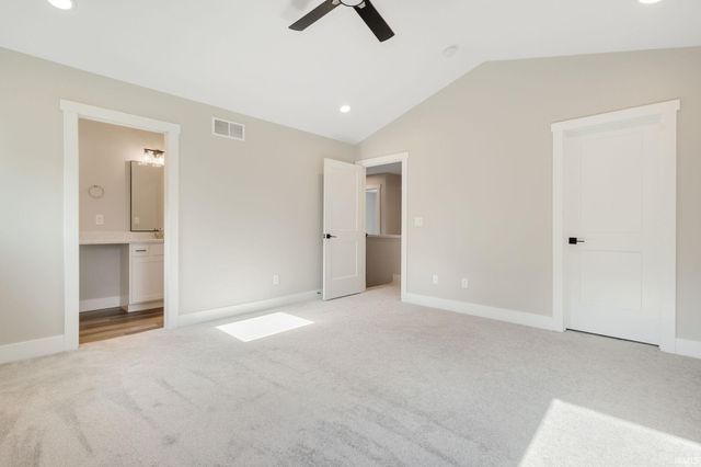 52520 East Trail, South Bend, IN 46628