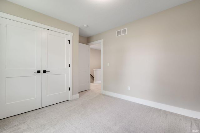 52520 East Trail, South Bend, IN 46628