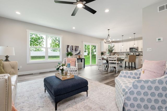 52520 East Trail, South Bend, IN 46628