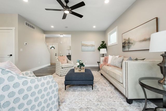 52520 East Trail, South Bend, IN 46628