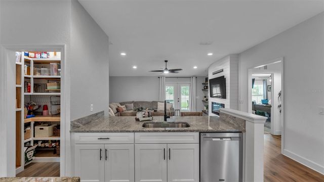 1931 DEEP CREEK DRIVE, Lakeland, FL 33810