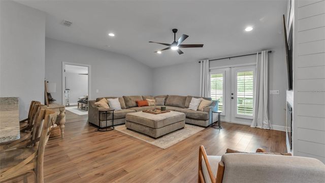 1931 DEEP CREEK DRIVE, Lakeland, FL 33810